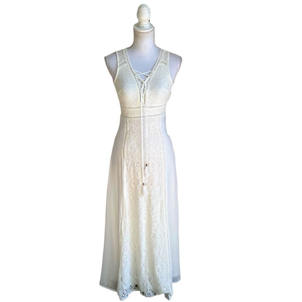 Lulu’s Off White Sleeveless Lace Maxi Dress Bridal Collection